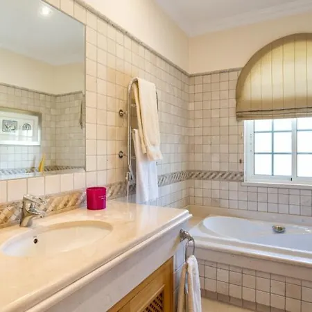 Sleeps 11 Pool Air Con T607975 Villa Quinta do Lago