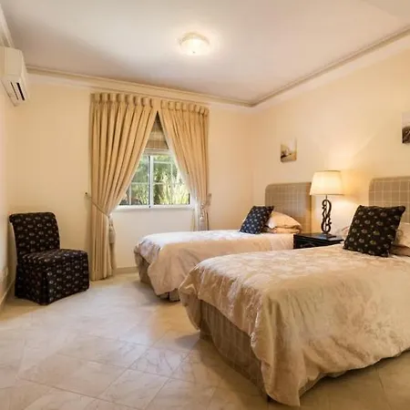 Sleeps 11 Pool Air Con T607975 Villa Quinta do Lago