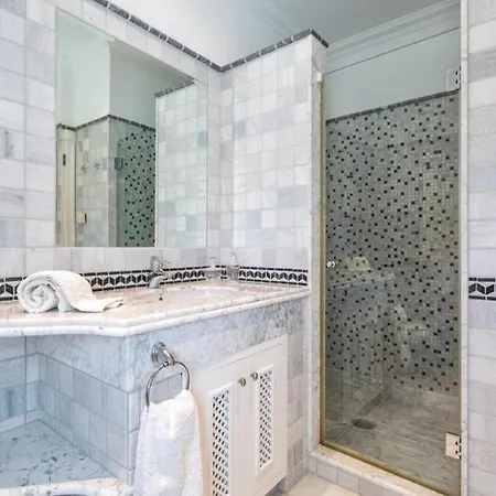 Sleeps 11 Pool Air Con T607975